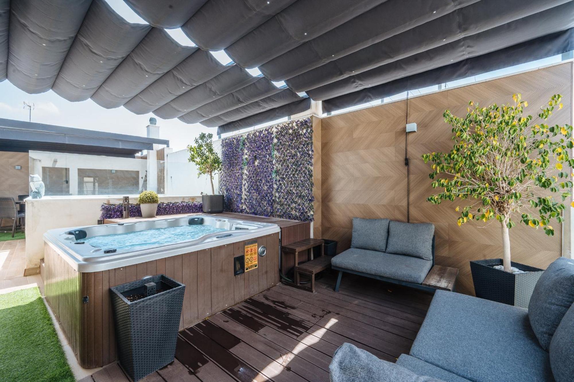 Elegant Duplex 3 Master Bedrooms And Private إشبيلية المظهر الخارجي الصورة
