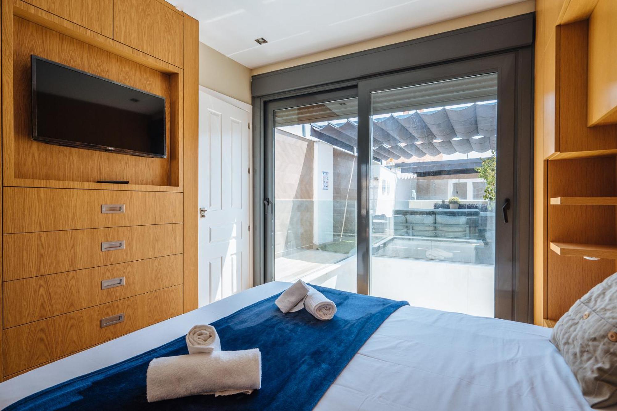Elegant Duplex 3 Master Bedrooms And Private إشبيلية المظهر الخارجي الصورة